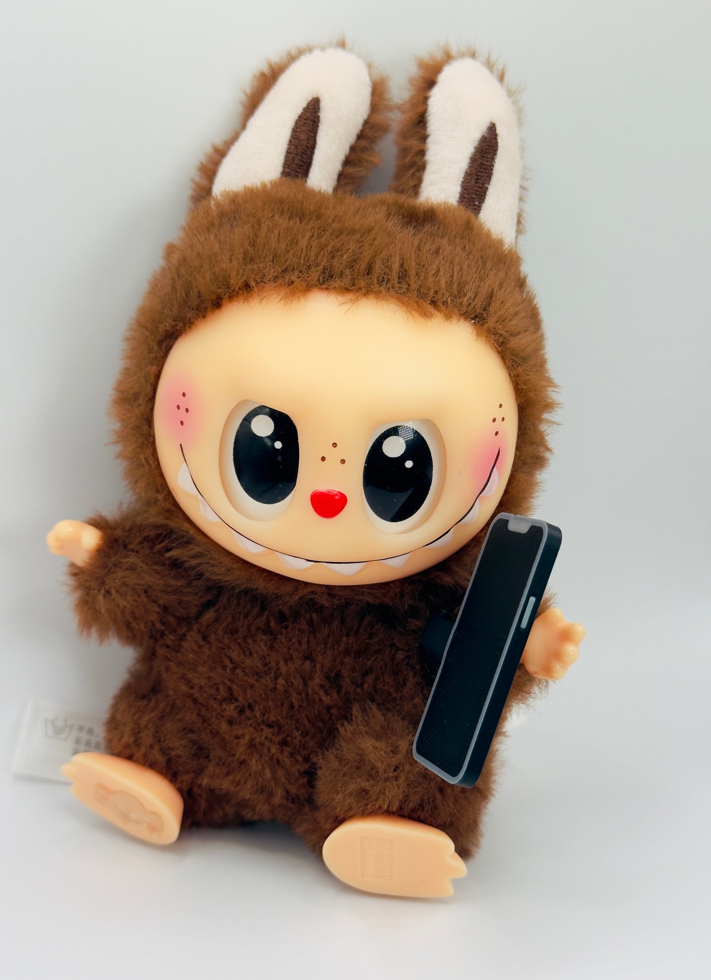 Mini iPhone Accessory for Labubu Doll | 3D Printed Small Toy Phone | Labubu Collectible Doll Prop for Display & Photography