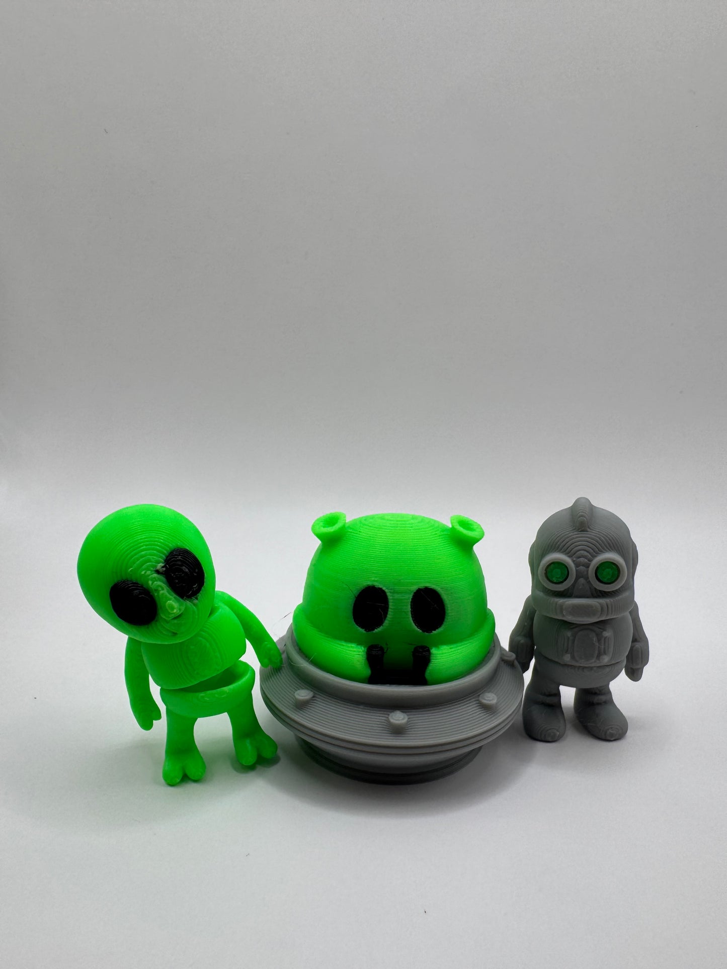 Moon Pod Crew – 3D Printed Space Fidget Toy Set | Aliens, UFO, Robot & Astronaut | Mini Articulated Sci-Fi Figures | Gift for Kids | Whimsizoo
